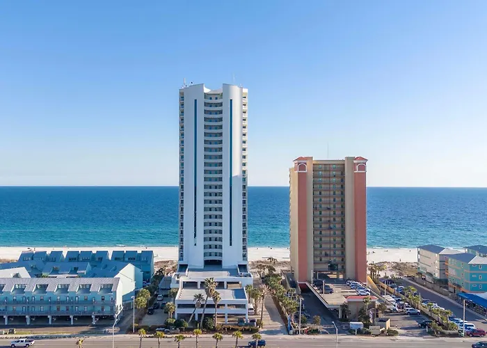Gulf Views & Pools: Beachfront Island Tower Holiday home